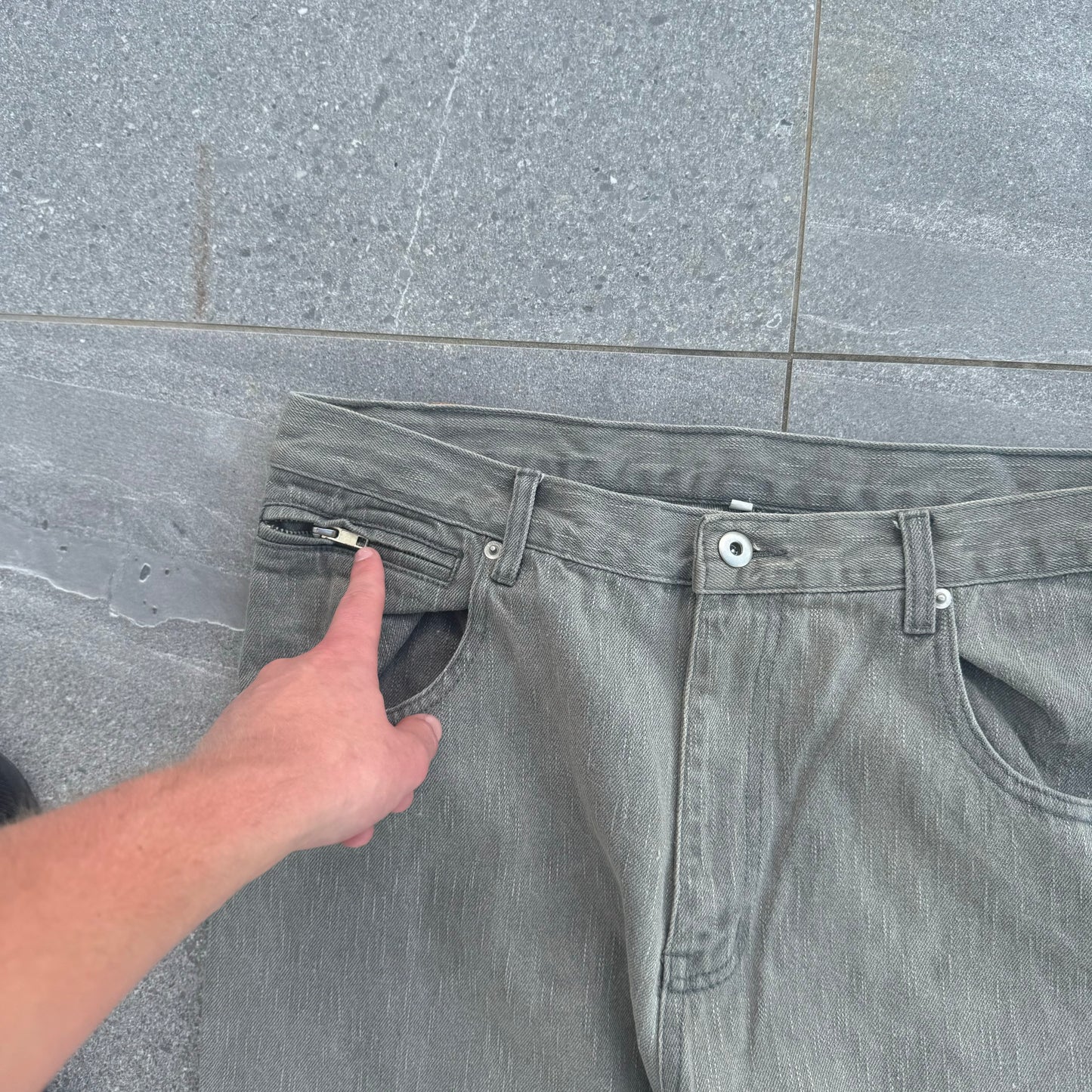 ‘glorious’ brand jeans - 36x32”