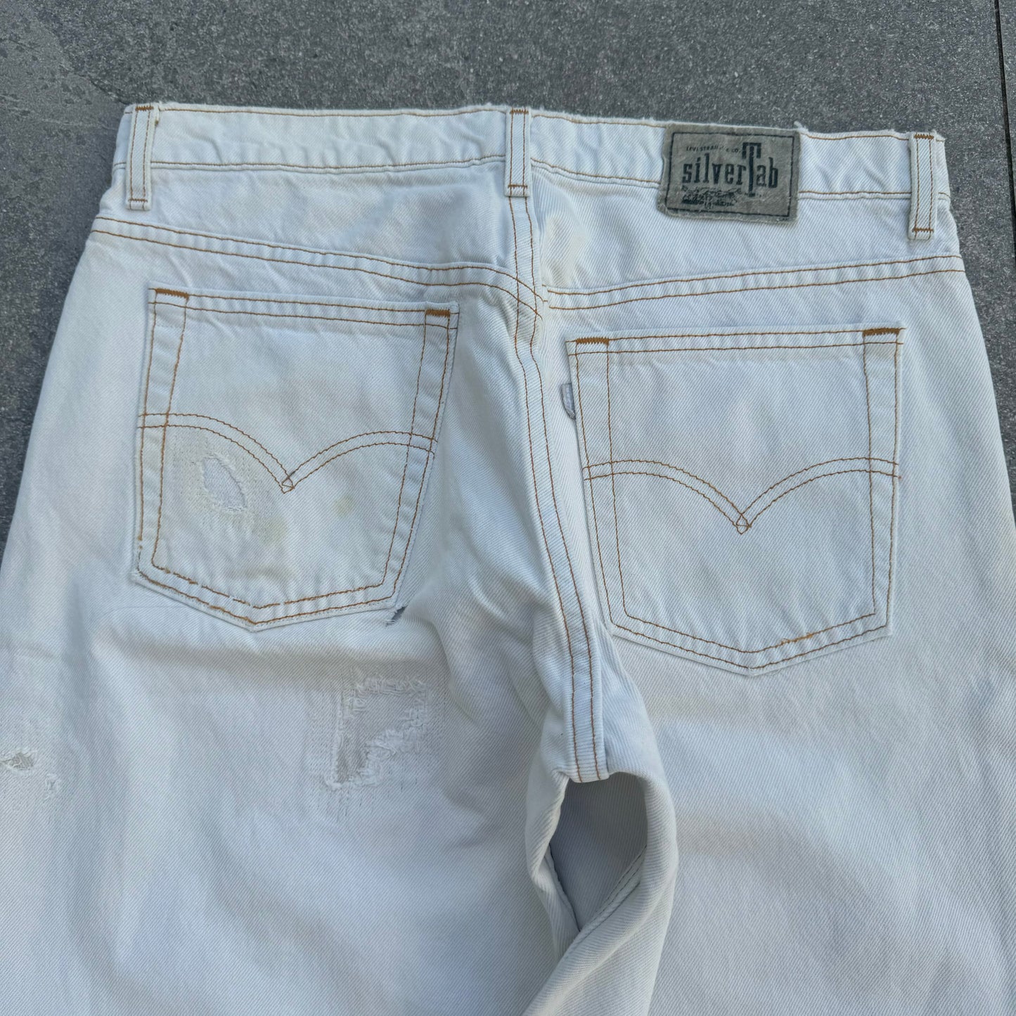 GRAAAAAIL LEVIS SILVERTAB WIDELEGS ****so rare**** 34x29.5”