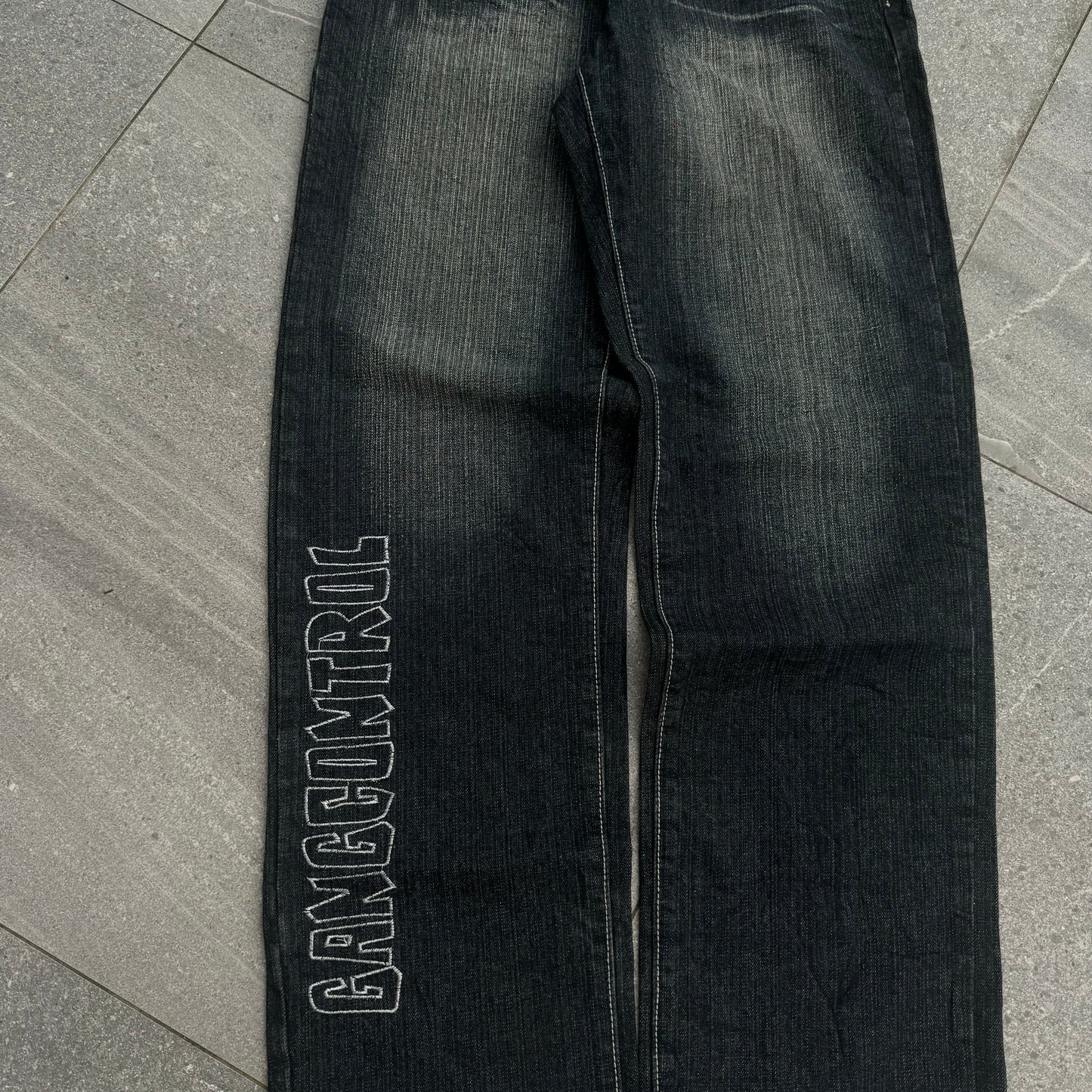 HARDDDD neveran faders - 32x33”