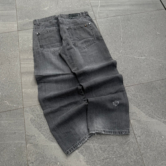 fuck these r so clean. first person to send me a video of them doing 10 pushups gets a $20 voucher - 34x31”