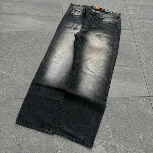 insane akademiks jeans - 38x32”