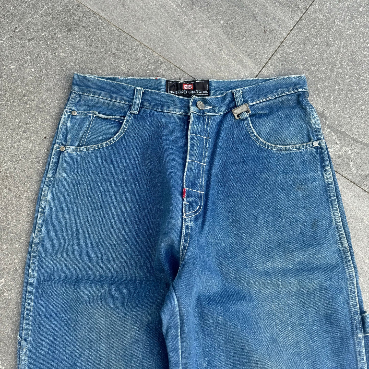 clean ecko jeans - 34x33”