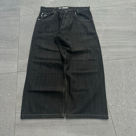 grail 90s mecca denim - 38x29”