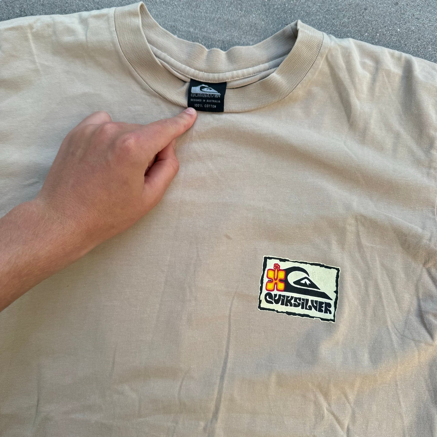 quiksilver tee - M