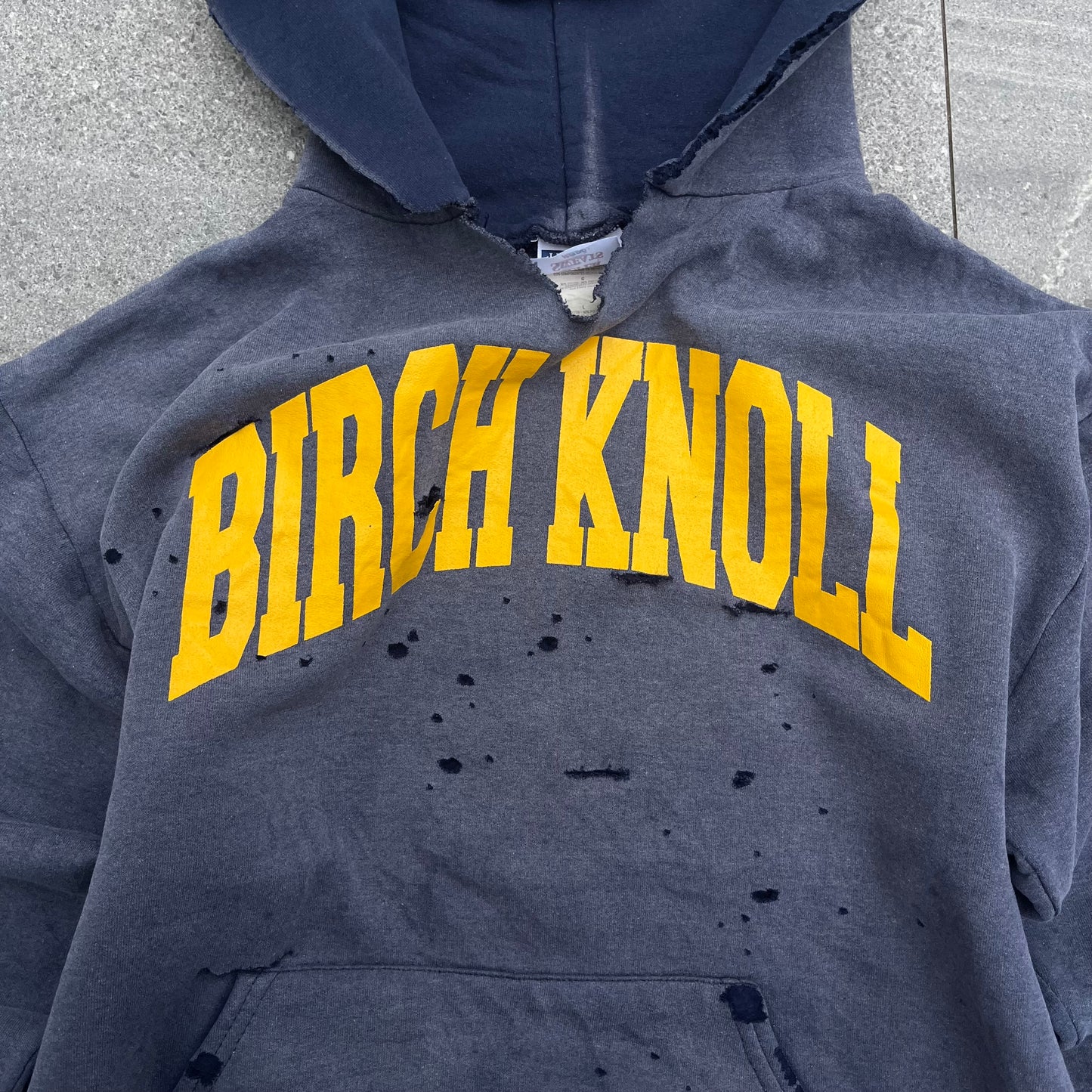 frothing at the mouth look at this one , 90s jawn - M