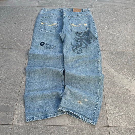 HOLYYYYY THESE ARE ACTUALLY THE BEST JEANS IVE EVER HAD YEP 40x33”