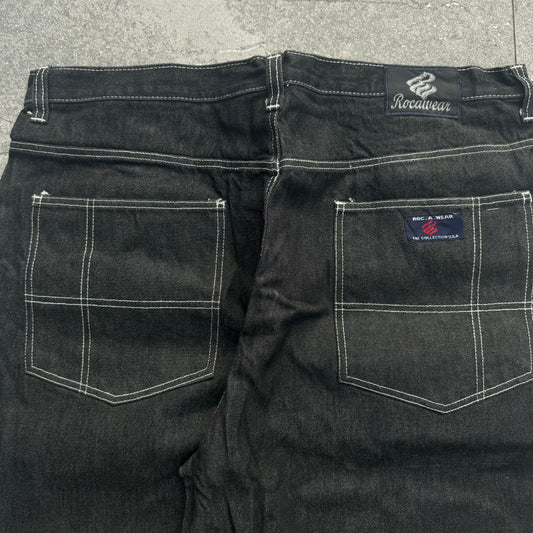 heavyweight rocawear jeans (so tuff) - 40x32”
