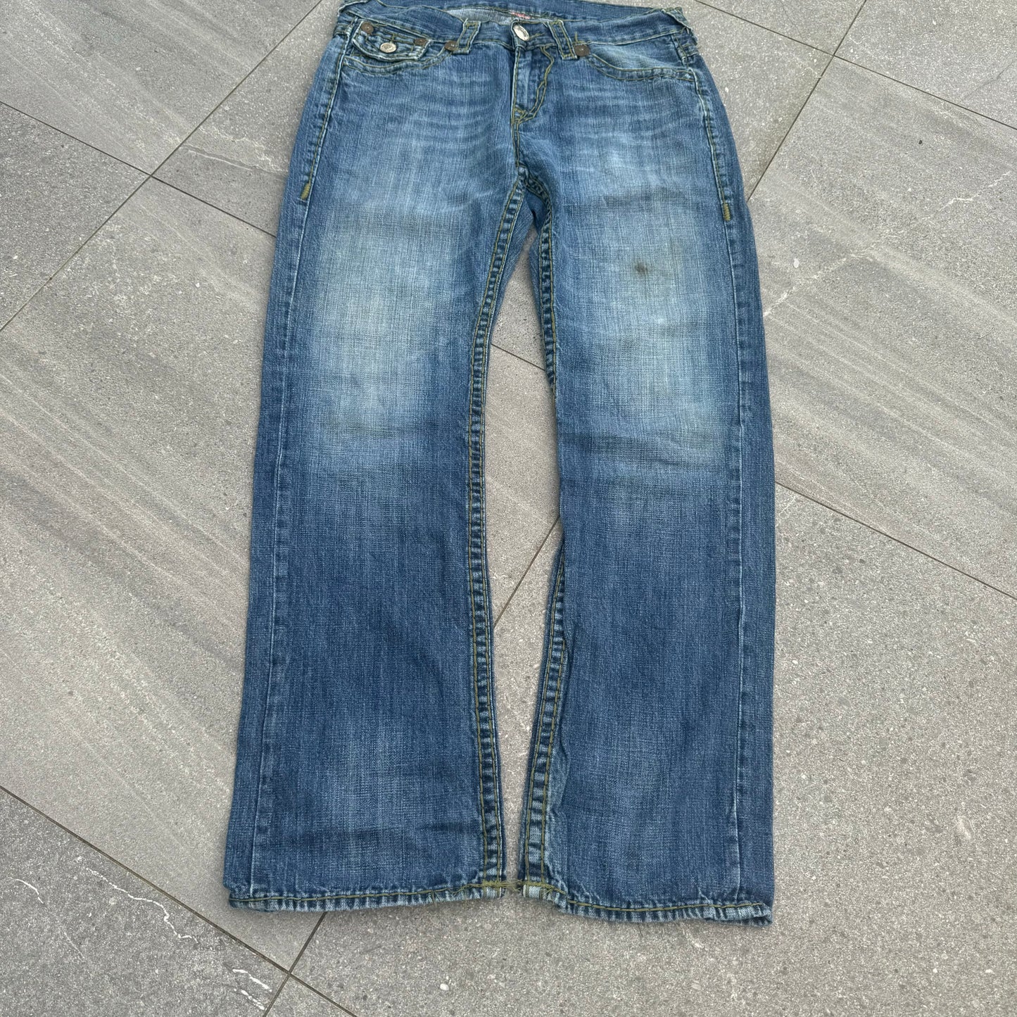 greeen fn stitch trueys - 33x32”