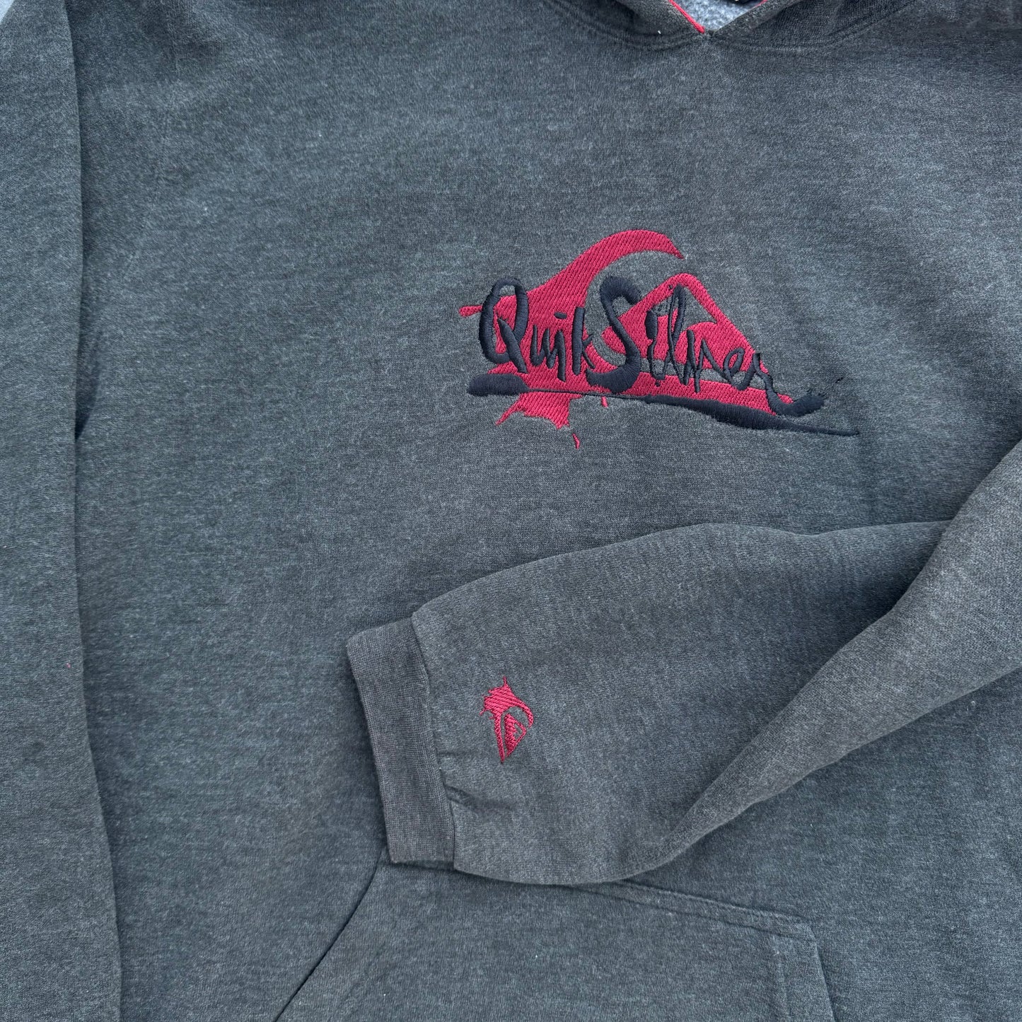 hardddd quiksilver hoodie - S