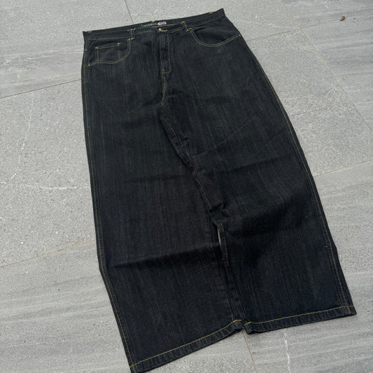 HUGE dodeca jeans - 42x32”