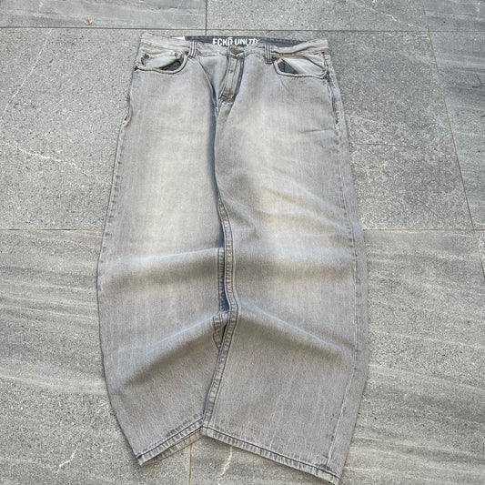 damn. ecko pocket hits - 38x31”