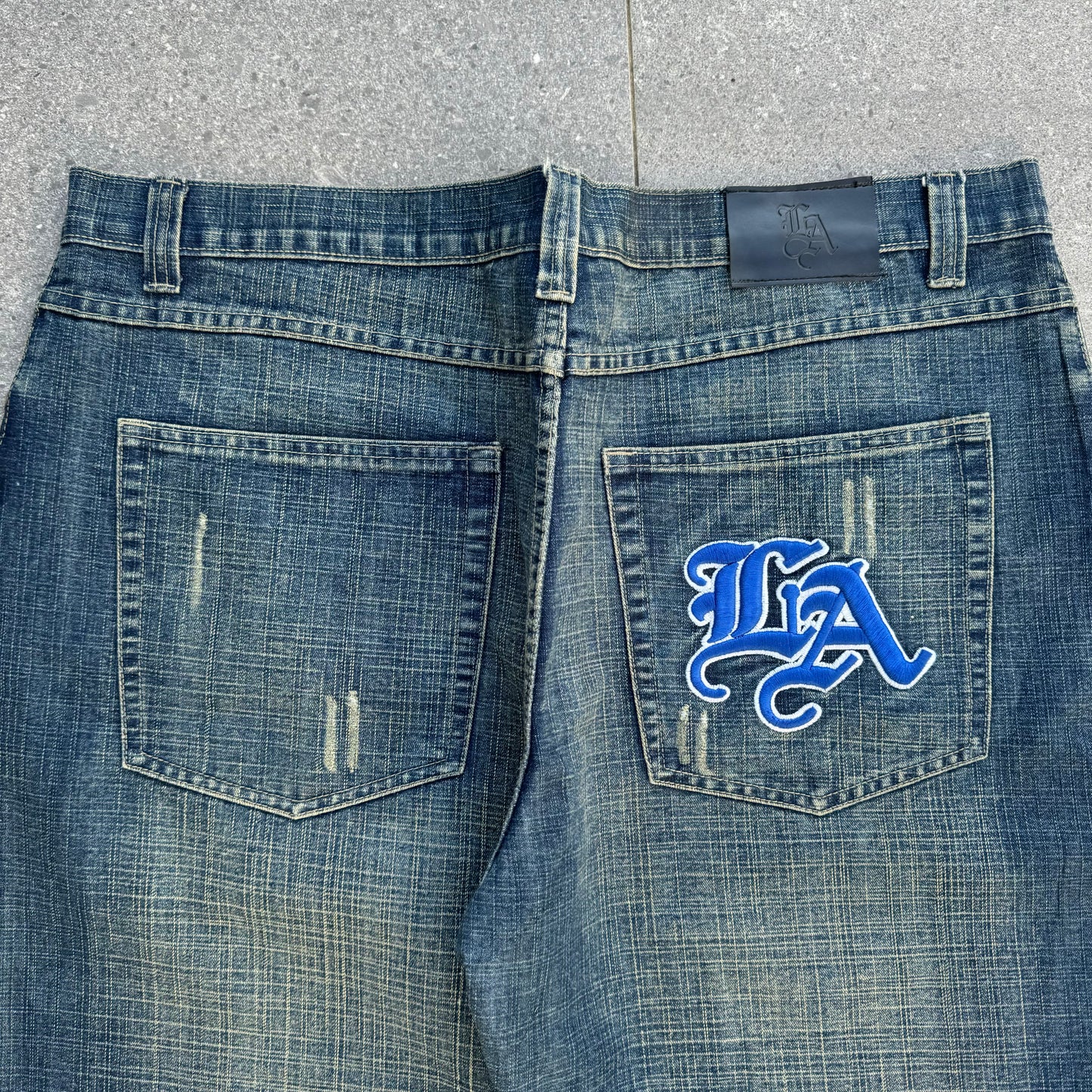 haaaaardddd LA jeans - 40x33” these things have the nicest wash icl