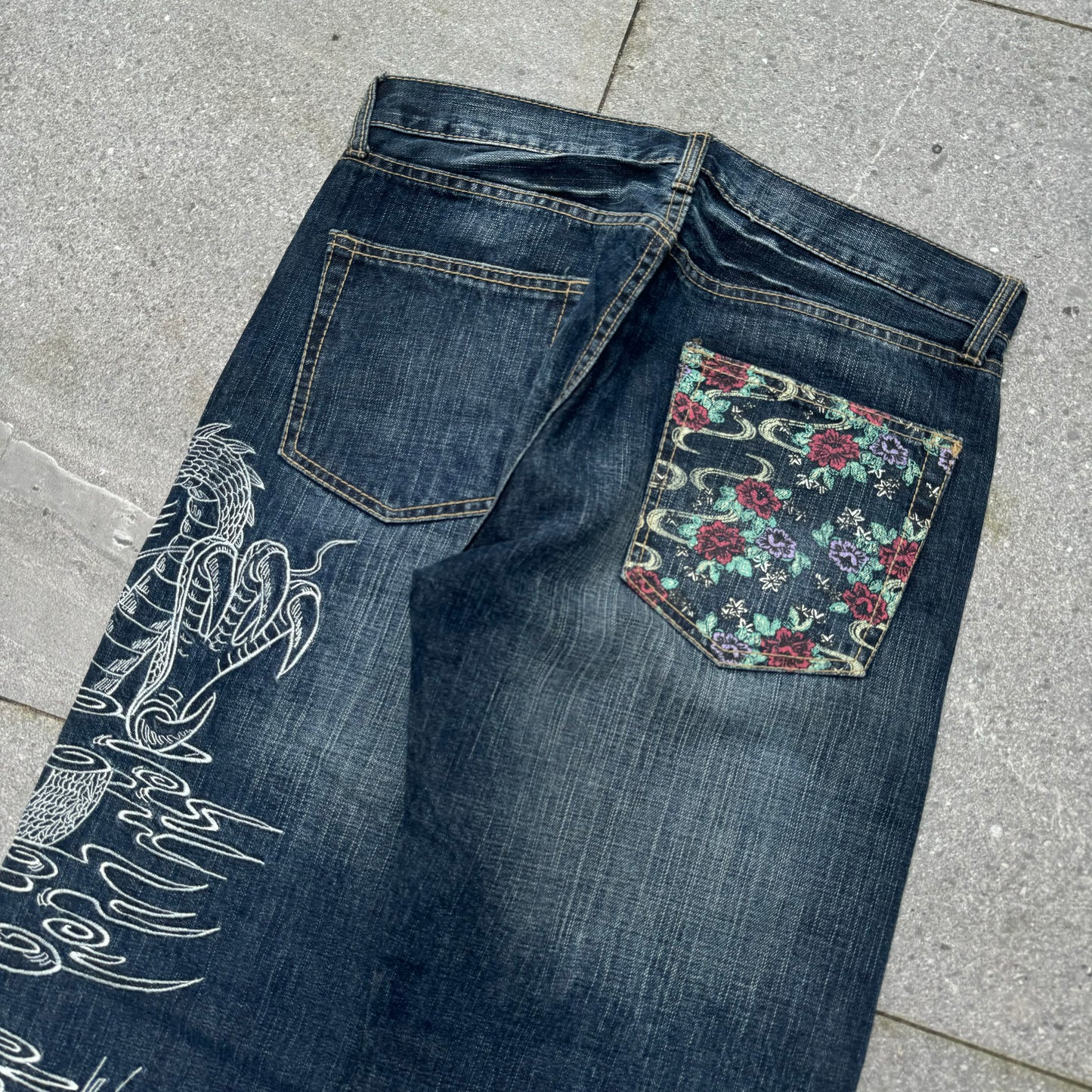 goated memory special indigo fades - 32x30”