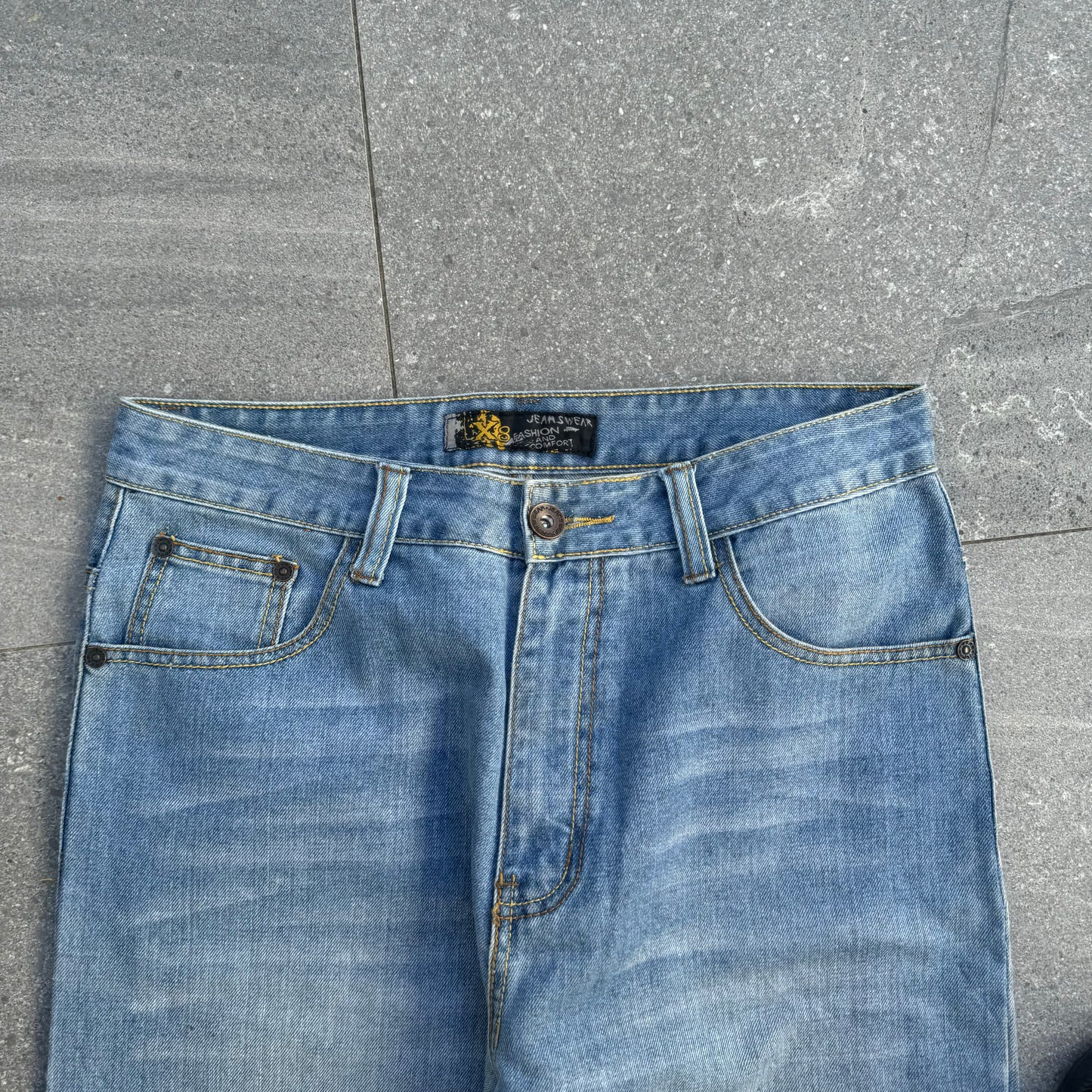 x8 rocawear jeans - 32x30”