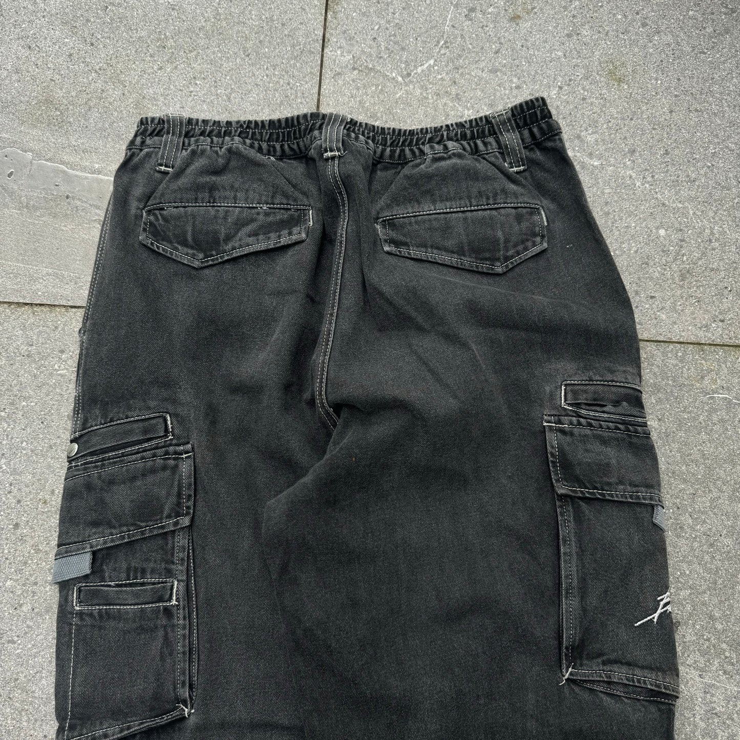 JAPANESE SURF ZIPOFFFFFS 34x30”