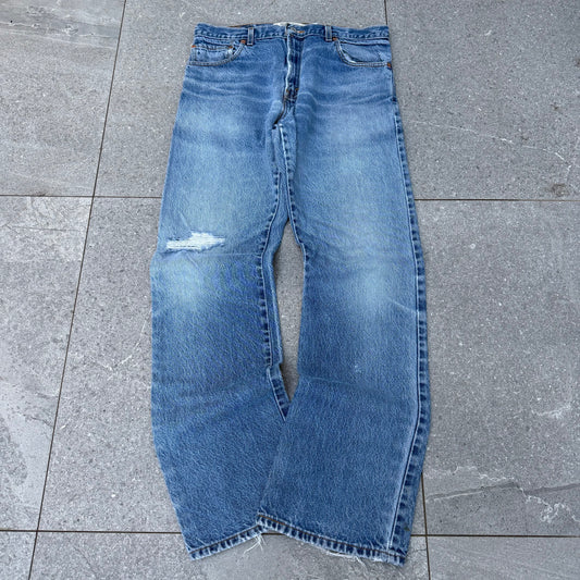 perfect distressed 517 bootcuts - 34x34”