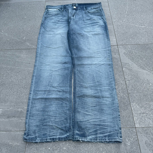 THE FADEEEEE on these coogi jeans - 40x34”
