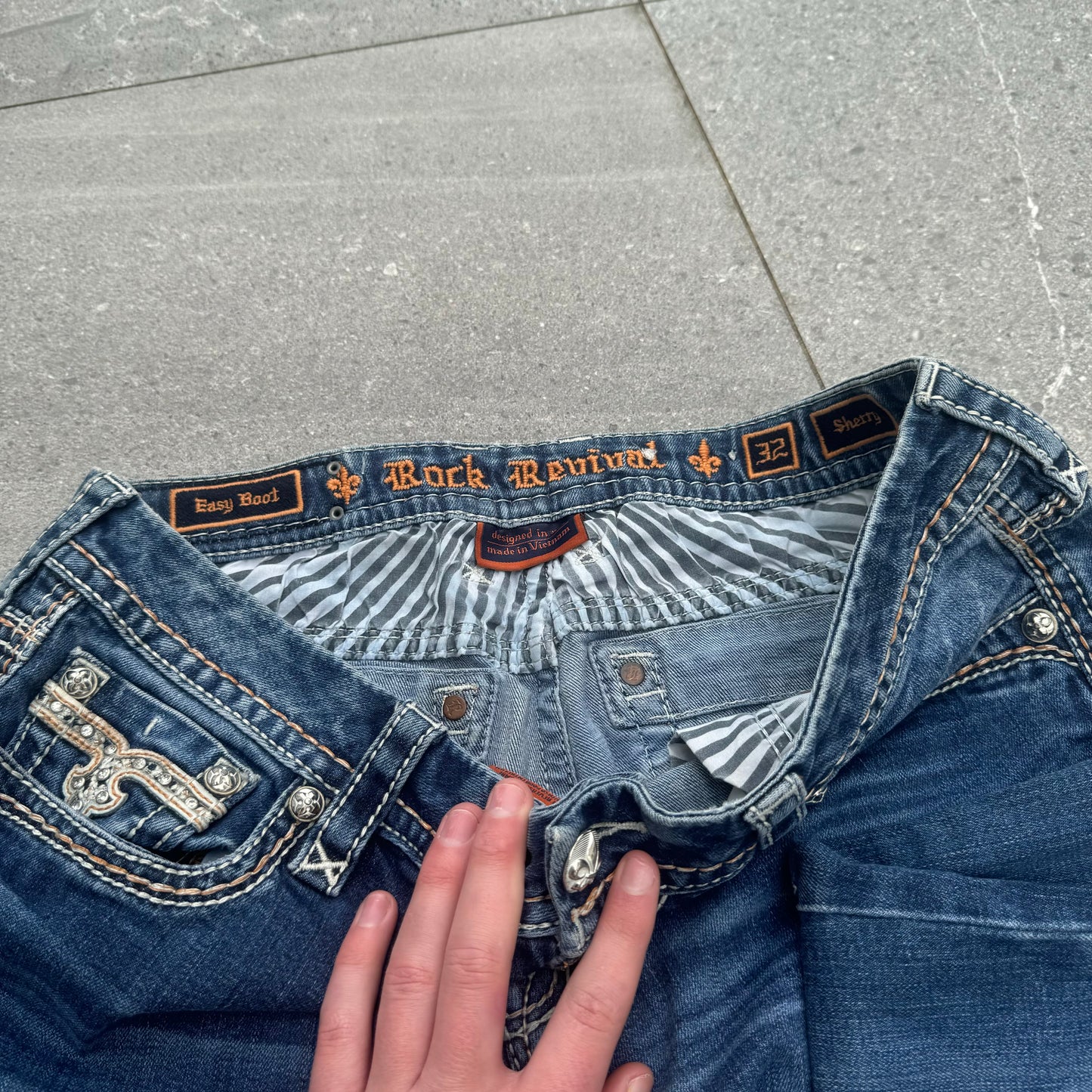 stacked rock revival boot cuts - 34x35”