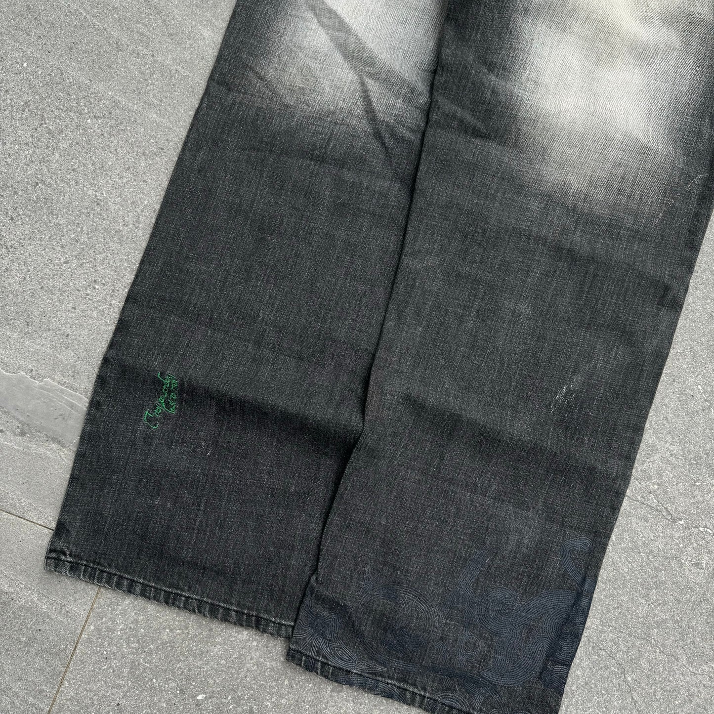 insane akademiks jeans - 38x32”
