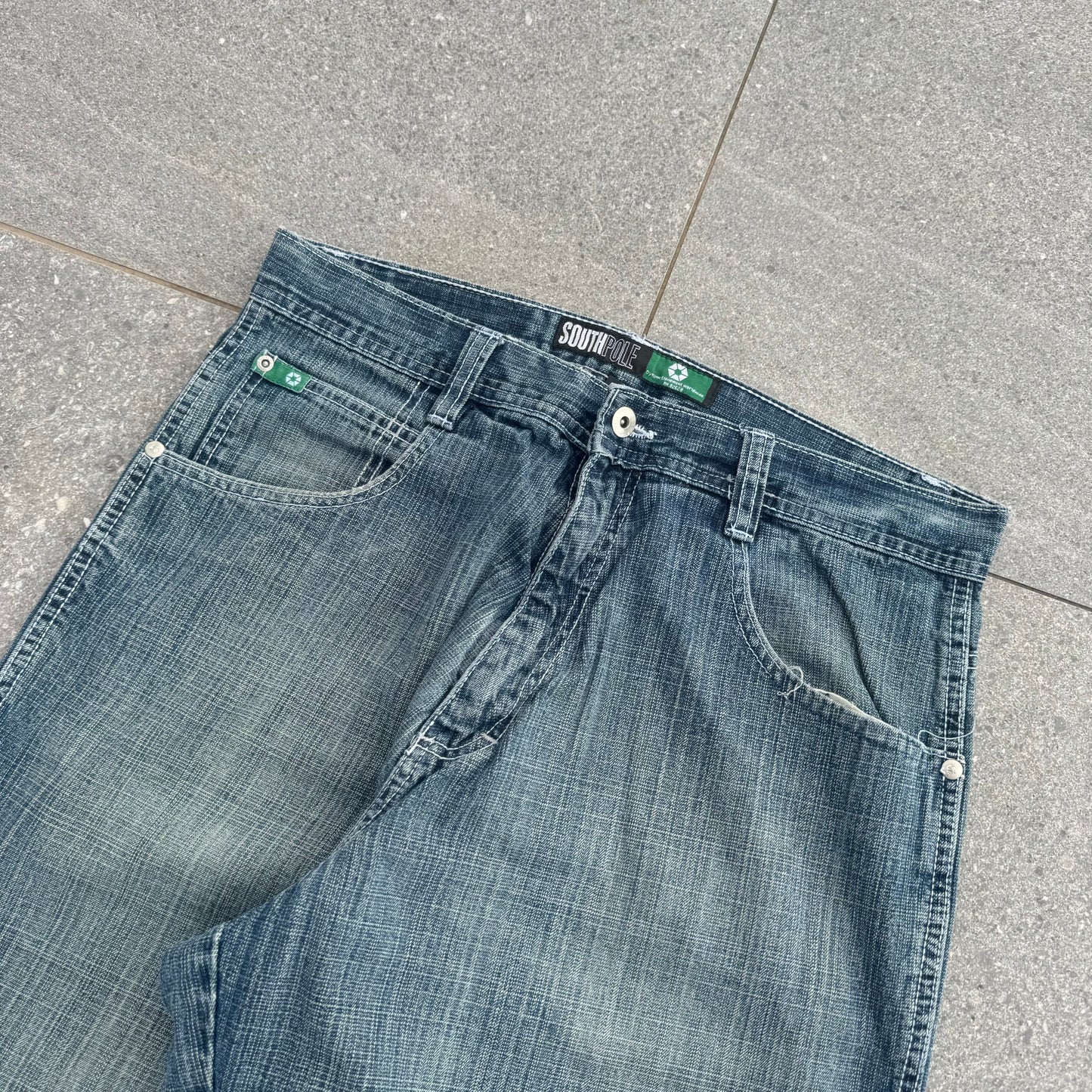 green tab southpoles - 34x31”