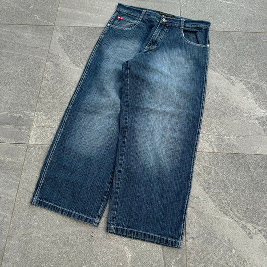 fatttest redtabs - 36x29”