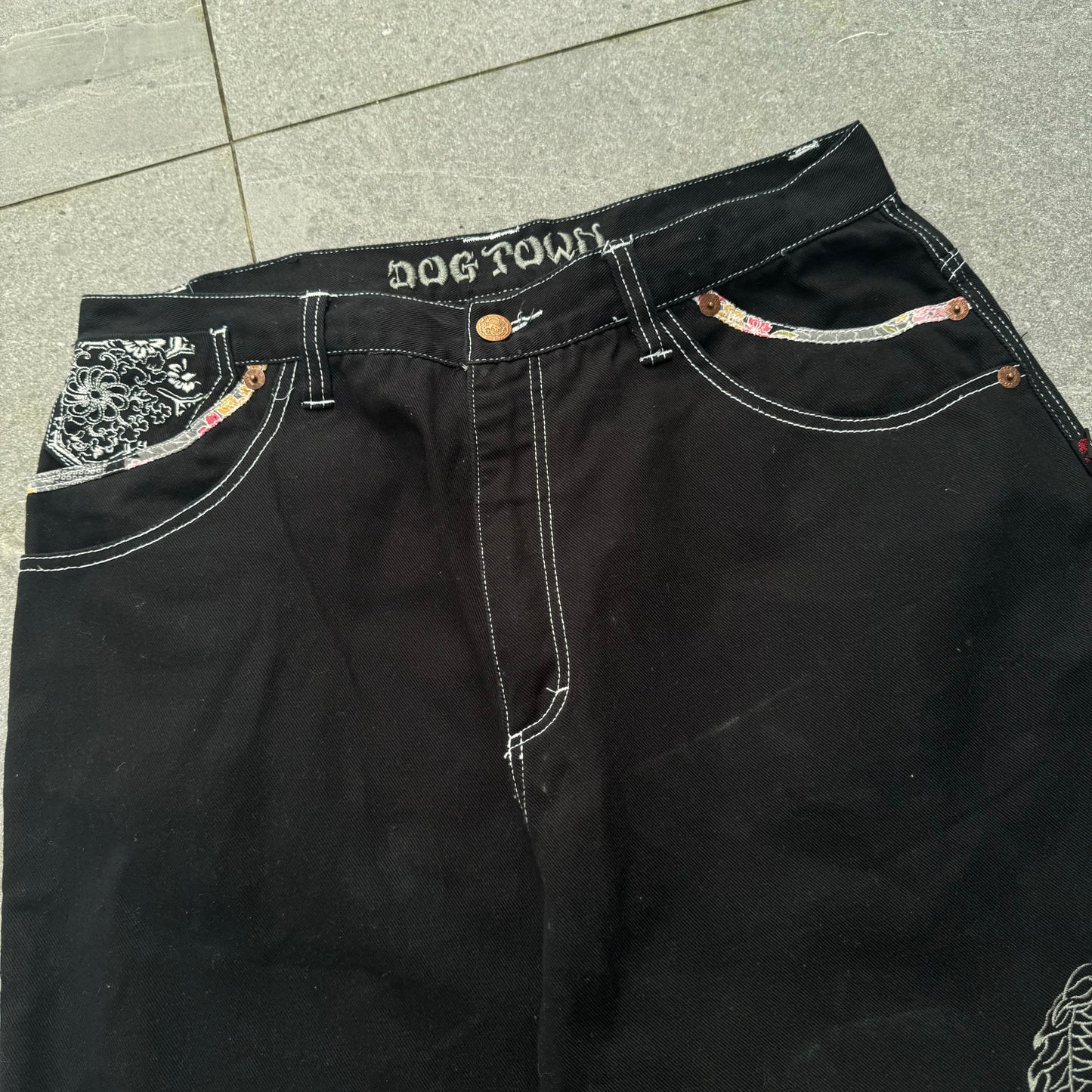 black grail dogtowns 36x15ā