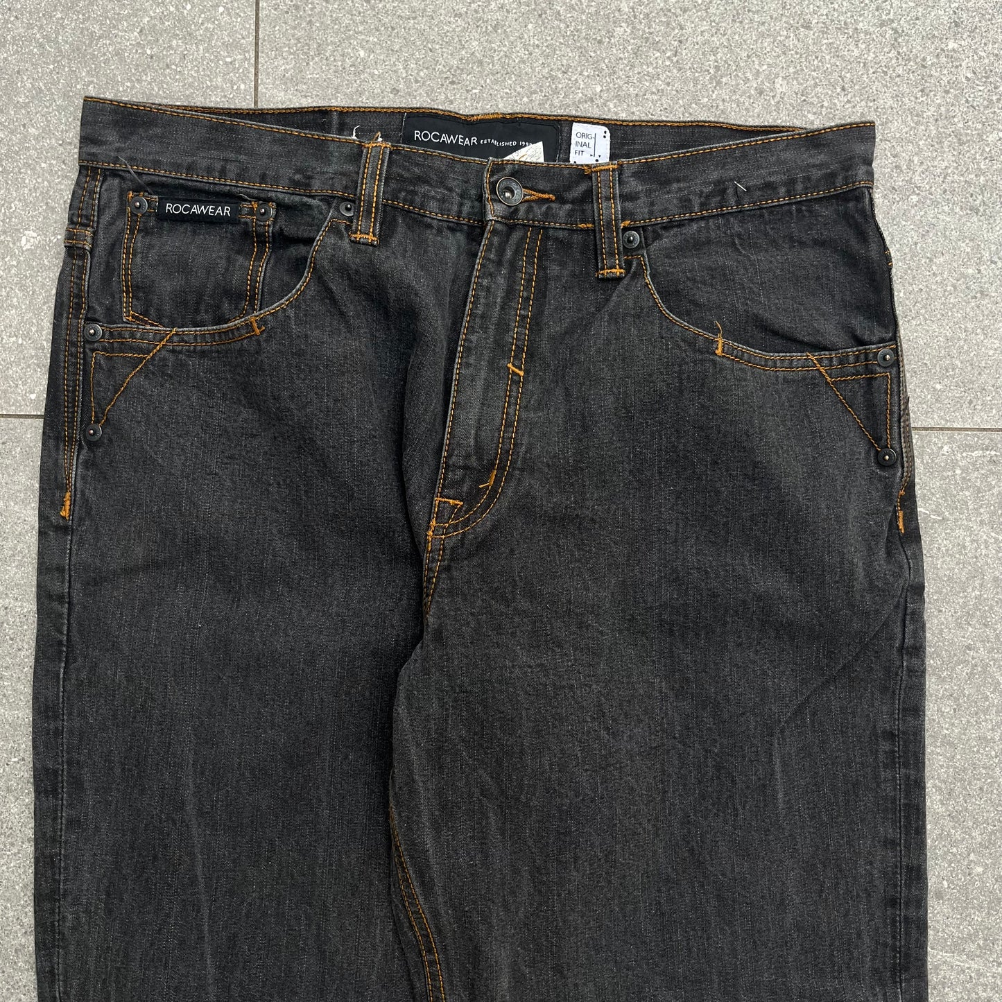 classy rocawear pair - 36x31”