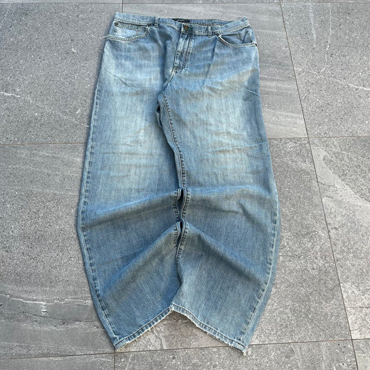 sean john cursive pocket hit - 38x33”