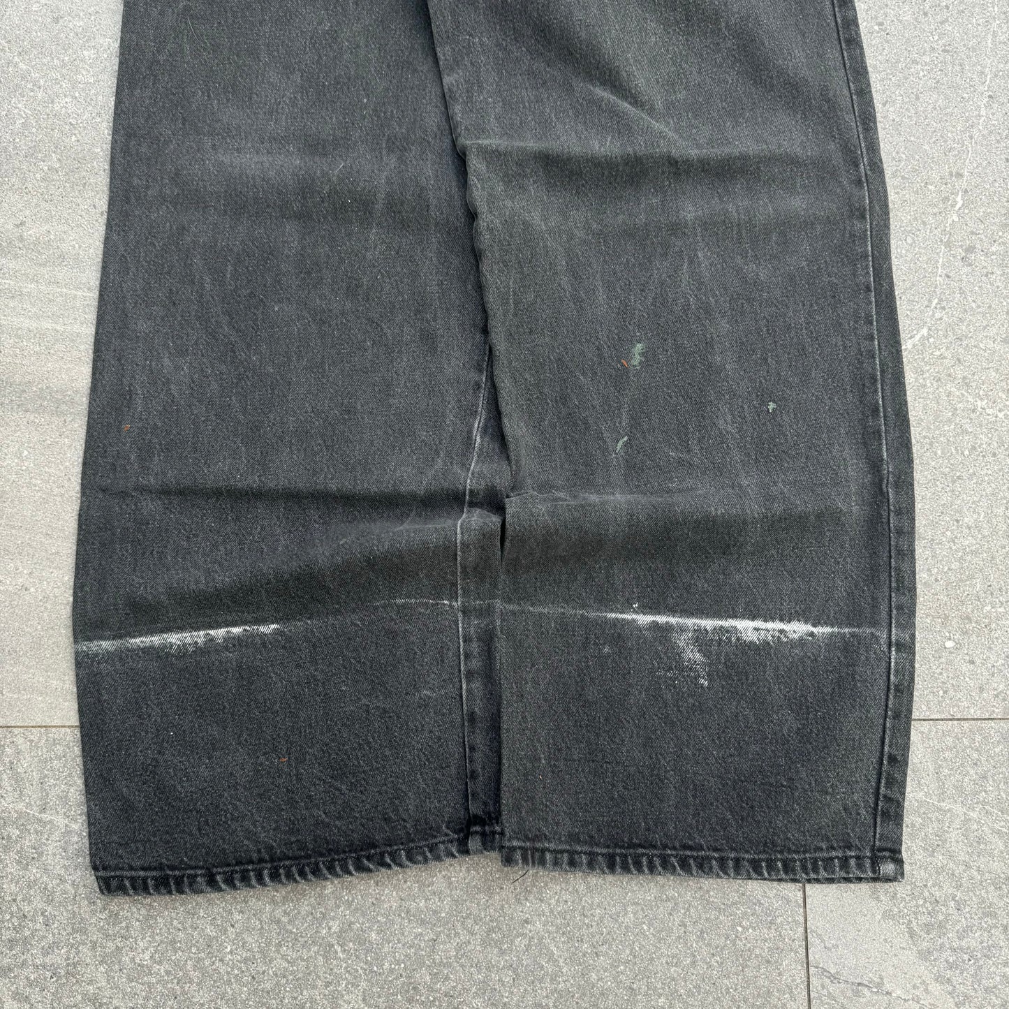 if you are a 32”, you need to buy these instantly. grail solo jeans