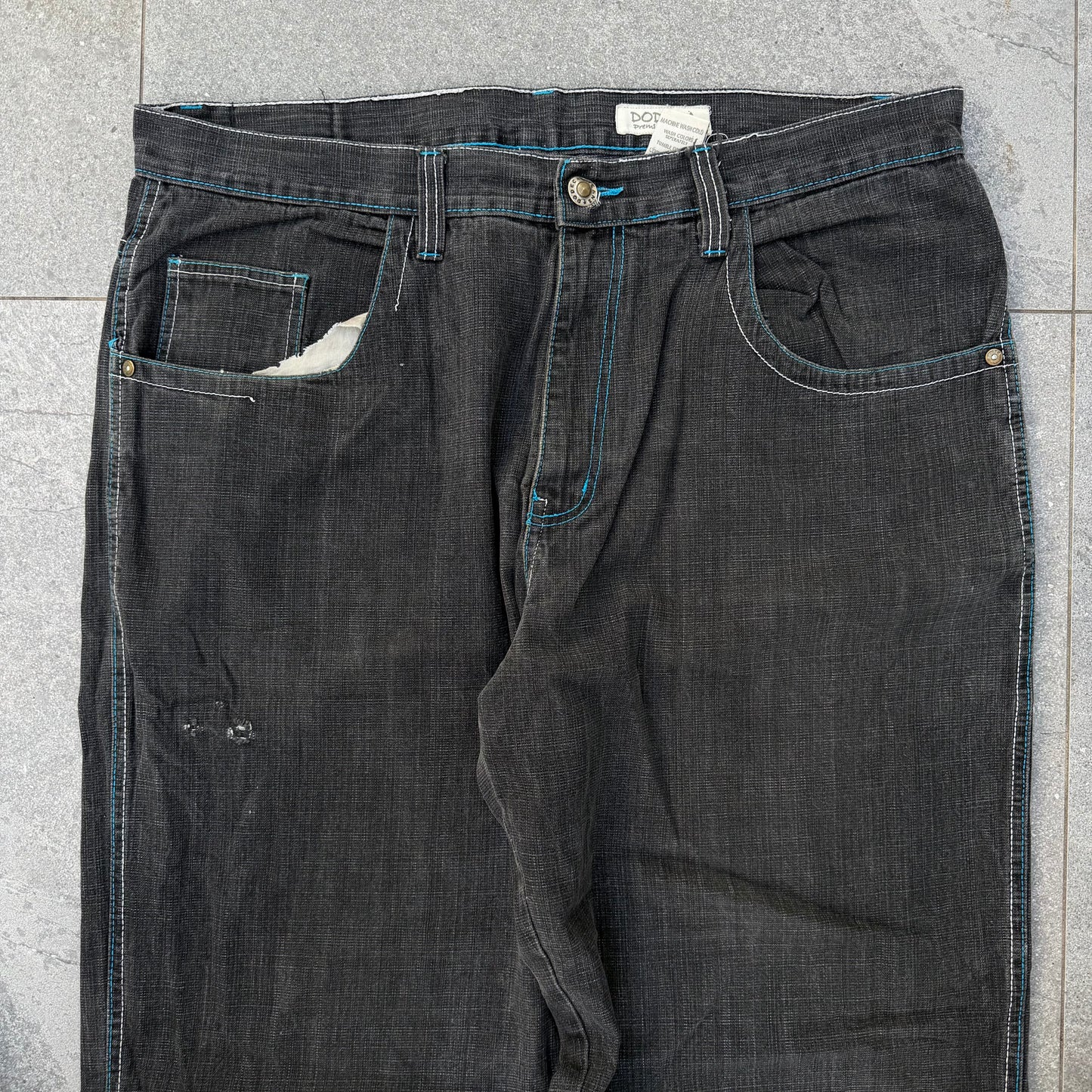 fat blue accent dodecas - 40x31”
