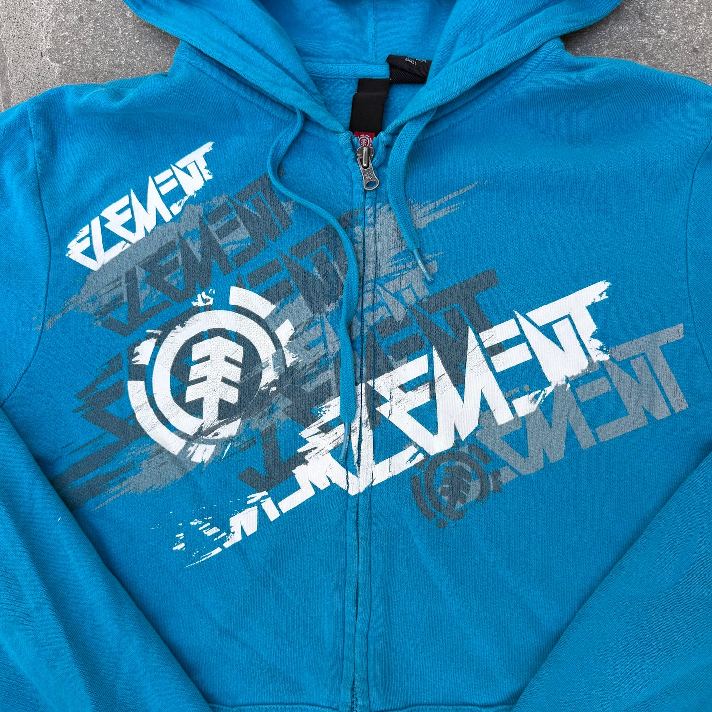 element repeat zip - M