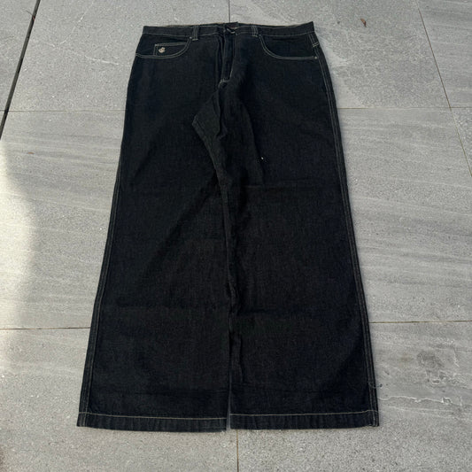 clean rocawears (nicest denim) 40x33”