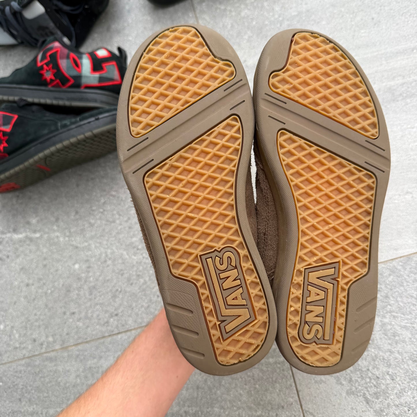 HARDEST vans ๐ - 8.5 US