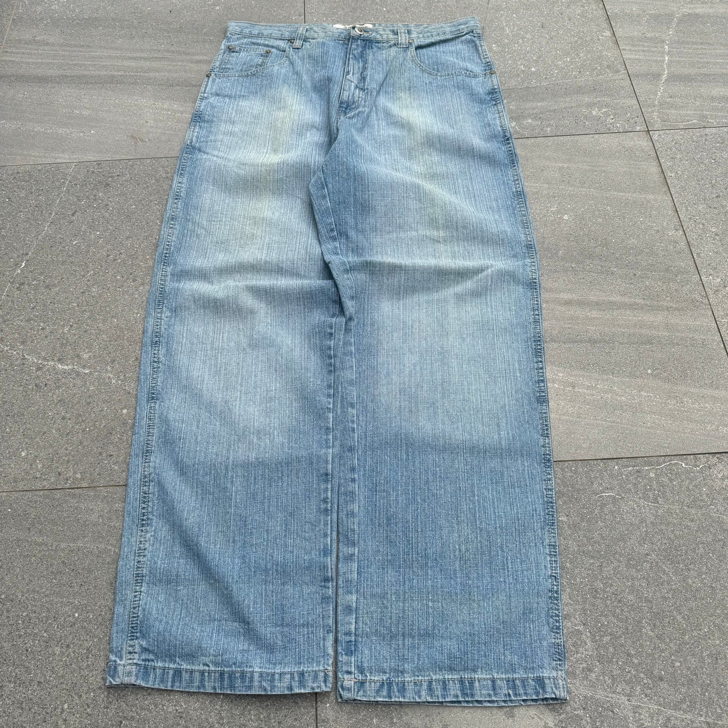 dodeca southpoles - 38x34”