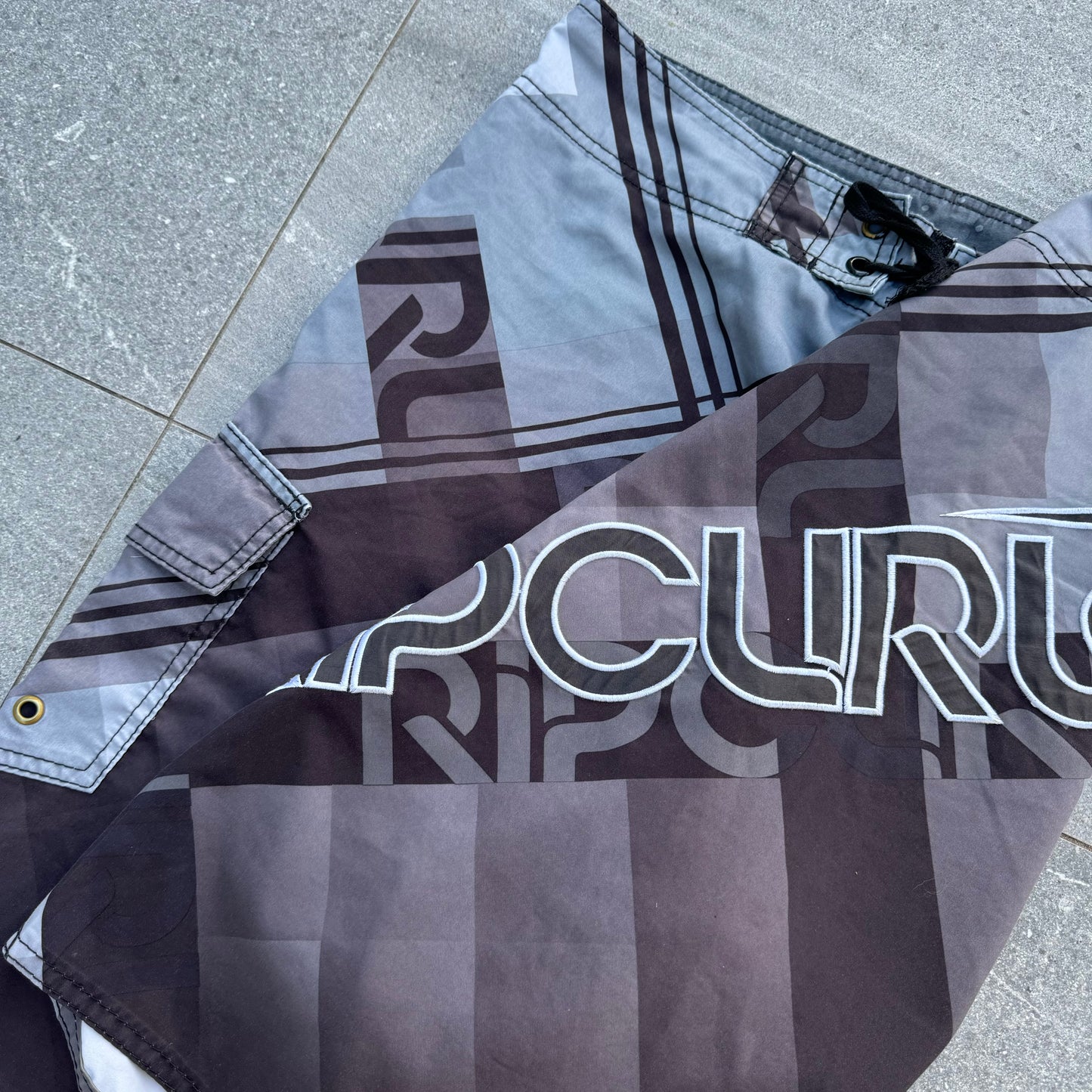 ripcurl boardies - 35x12”
