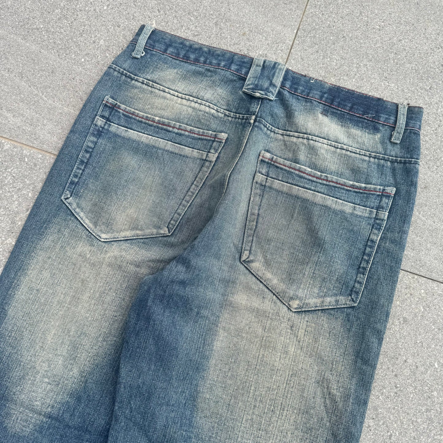 akademiks front hits - 36x32”