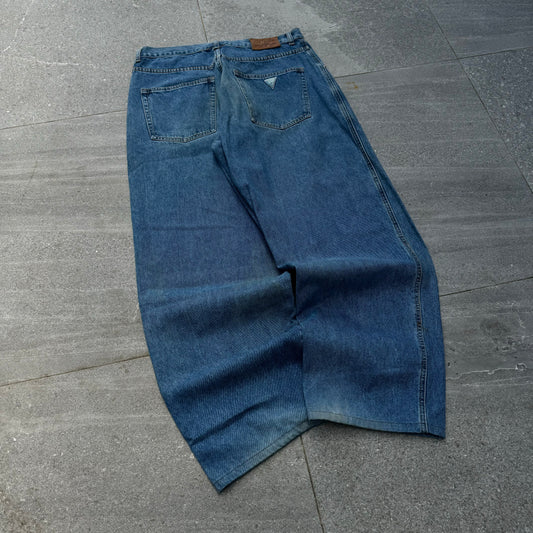 damn these r such a good summer pair 32x31”