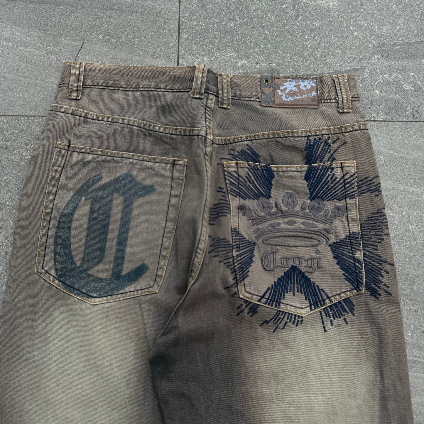 mudwash coogi stars - 34x30”