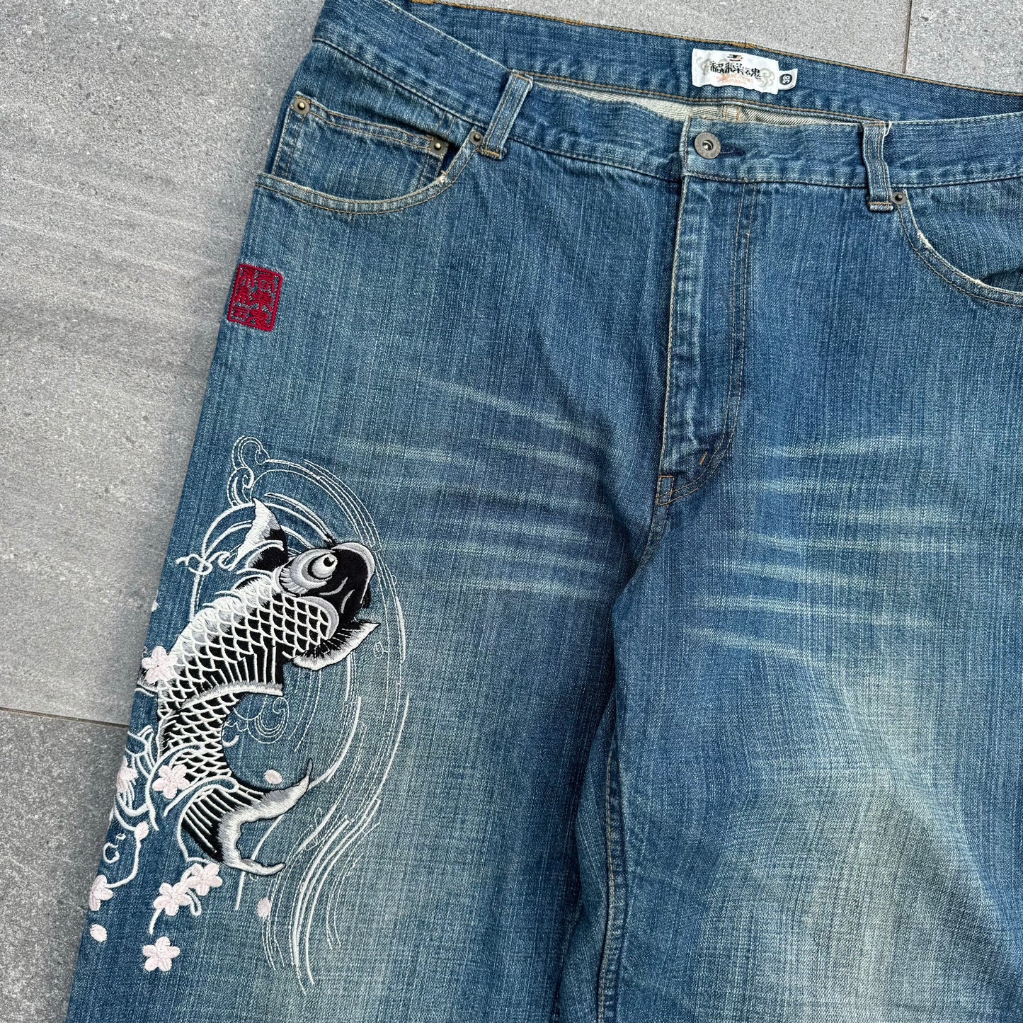 karakuri multi pocket jeans - 38x33”