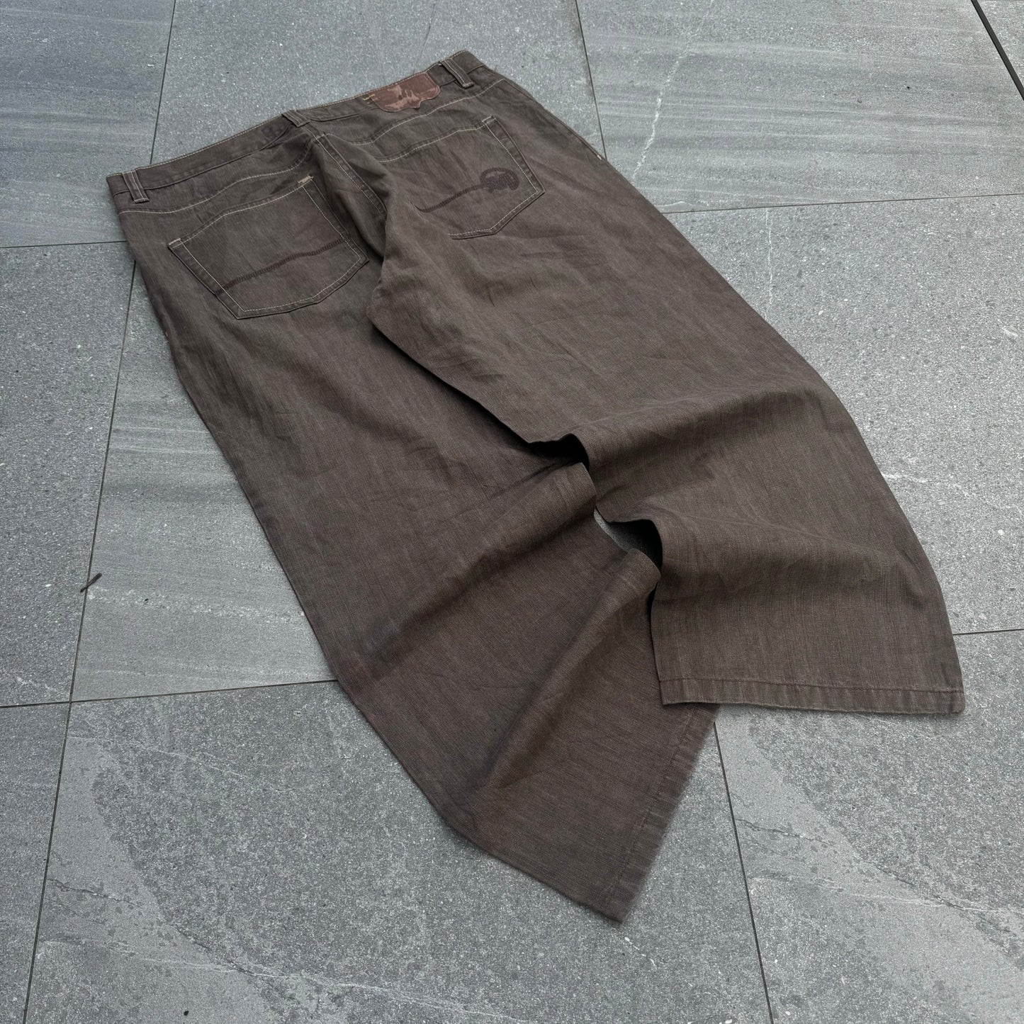 gloriously fat mecca jeans 🍫 (rare) - 40x32”