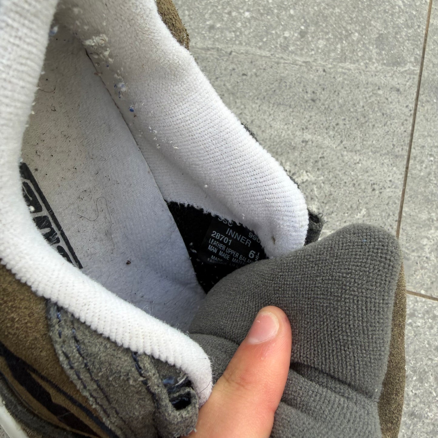 OG vans (insanely hard) - men’s US 6.5 / women’s US 8