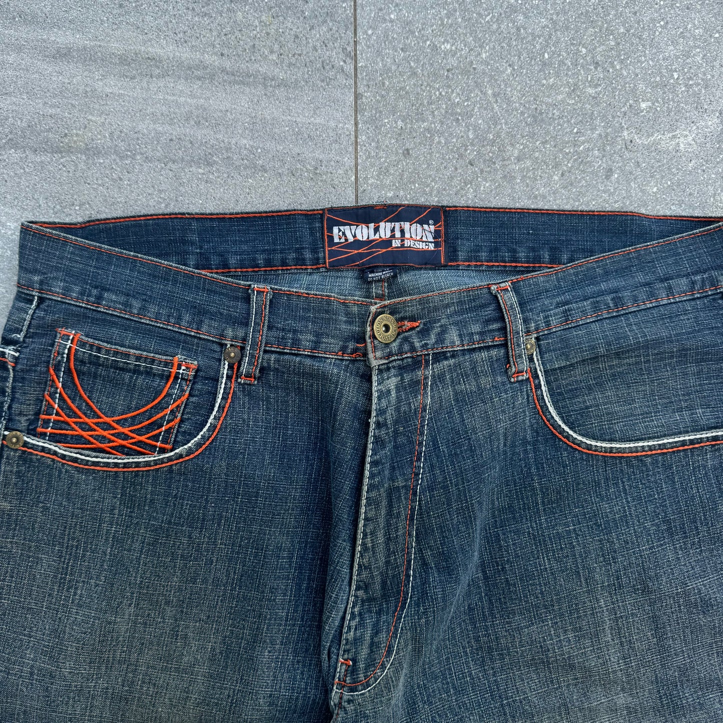 evolution jorts - 38x15”