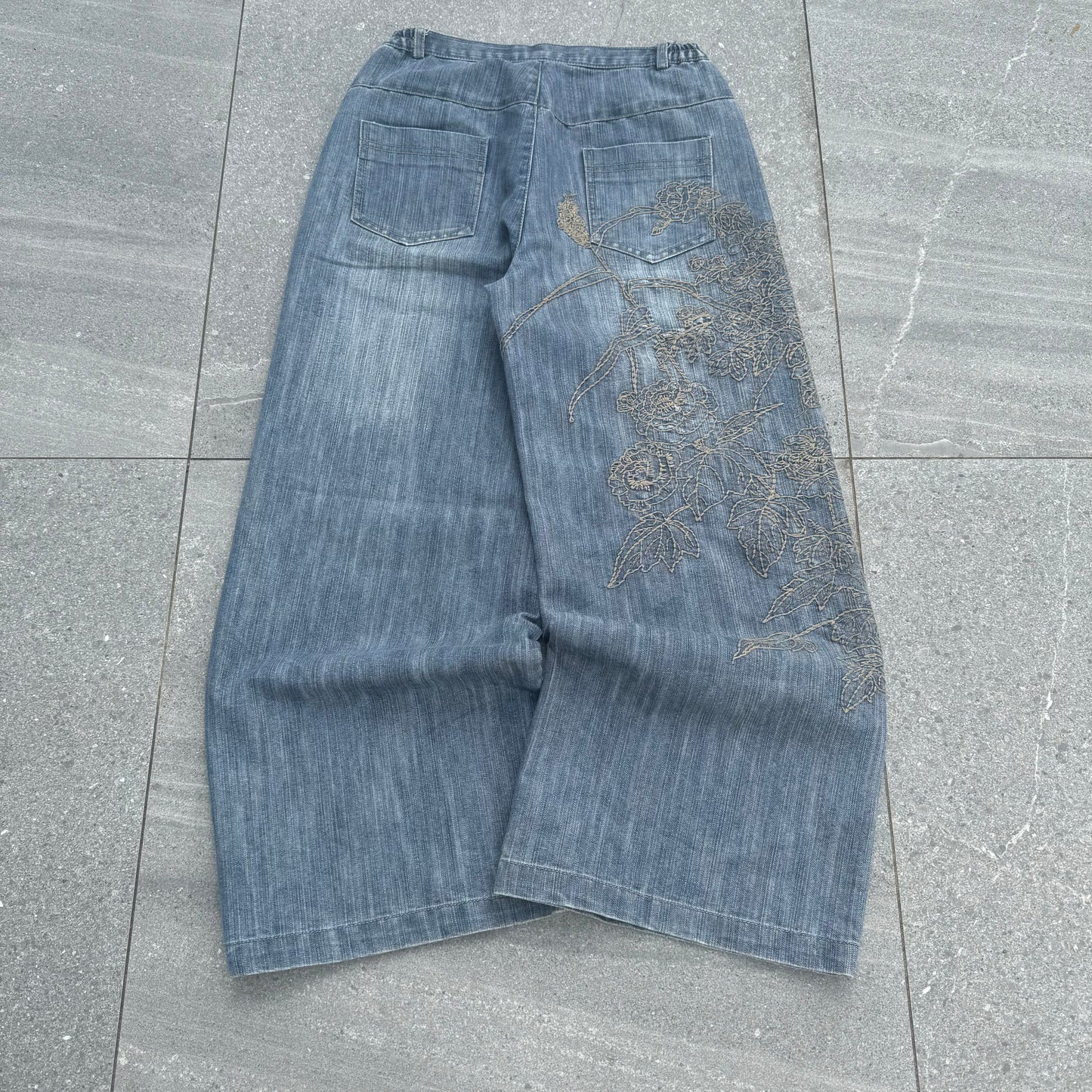 wideleg japan embroidered jeans 29x26”