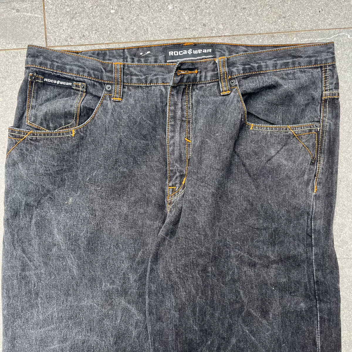 stonewashed daddy black faders rocawear - 38x31”