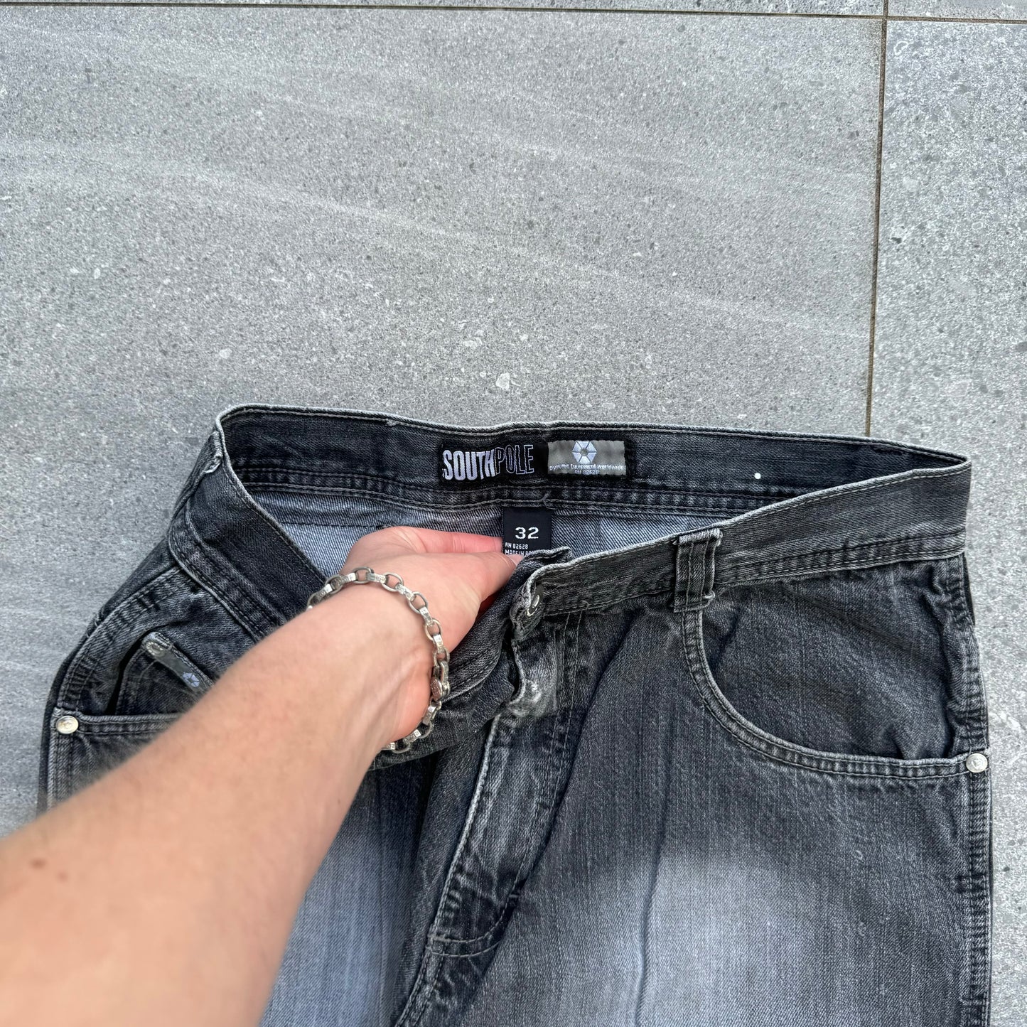 southpole embroidered jeans - 33x31”