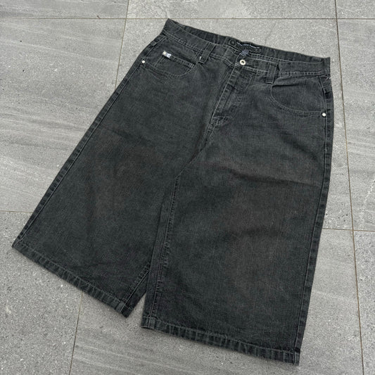 fattest most flowiest pair - 38”
