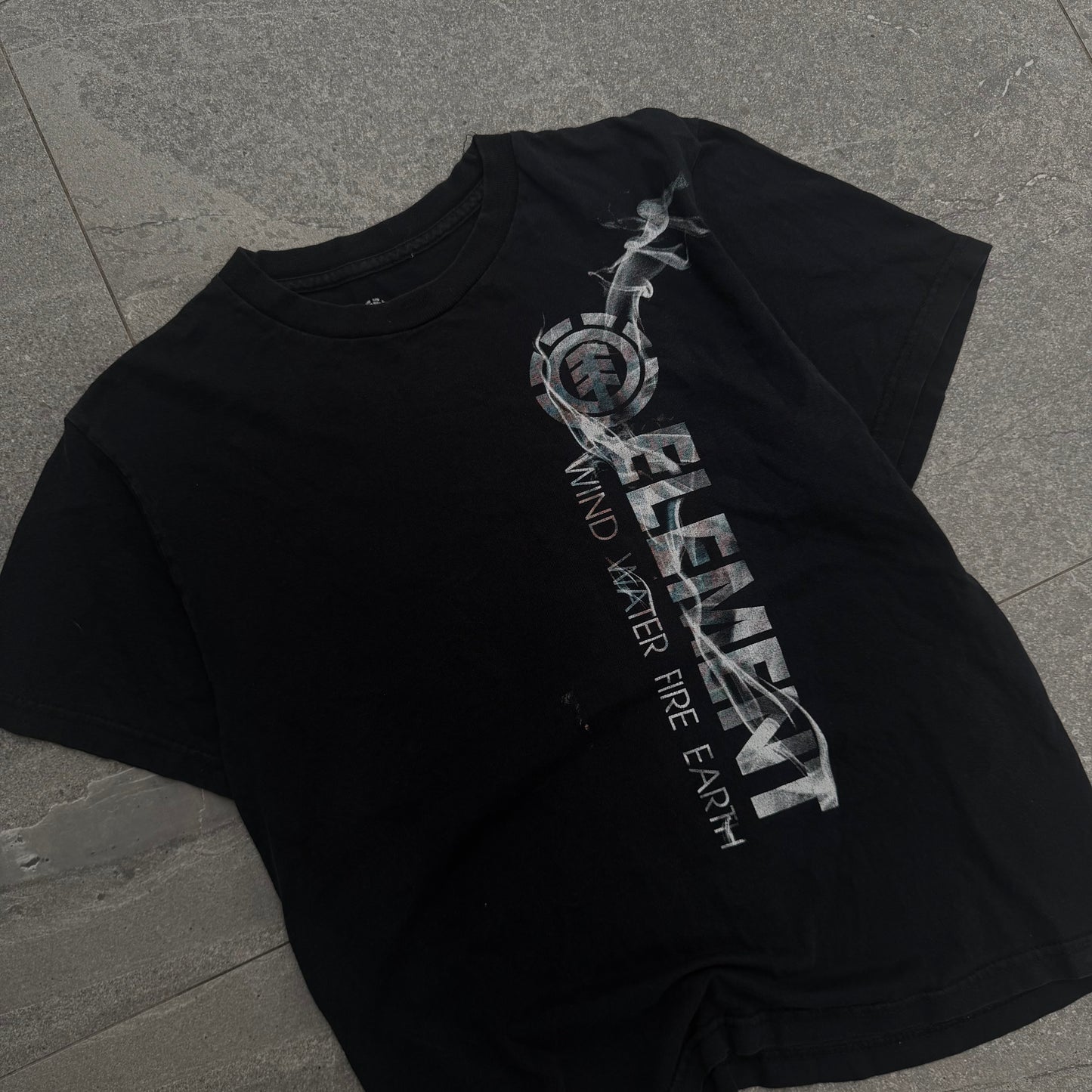 smoke element tee - S