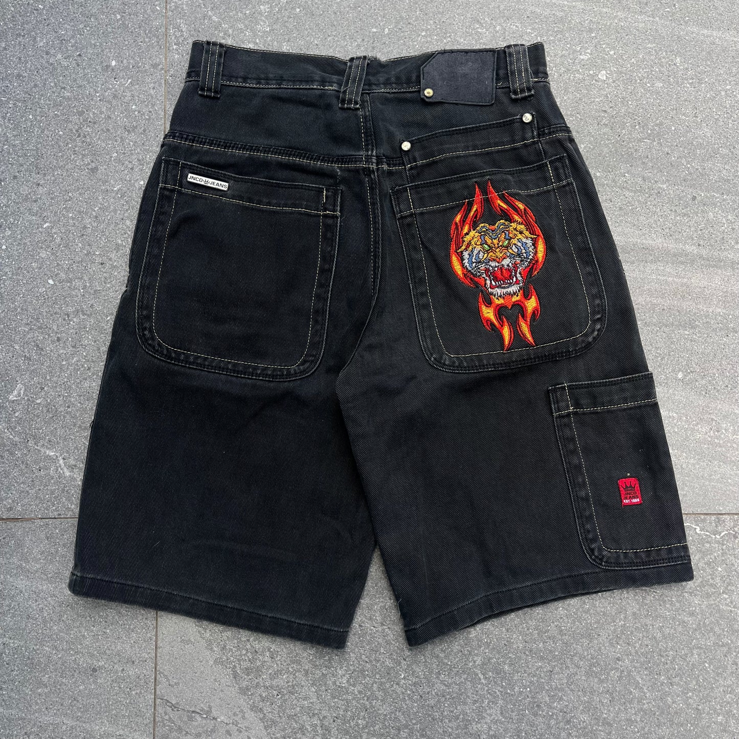 2000s jnco tiger jorts - 28”