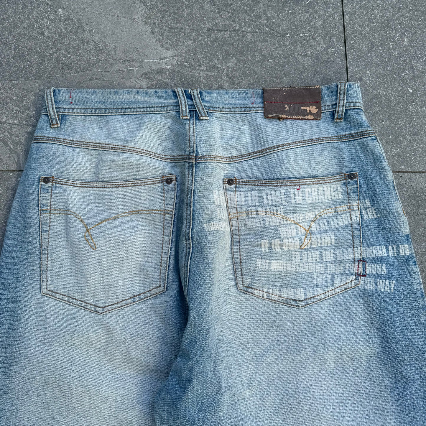 10/10 indigored jeans - 36x32”