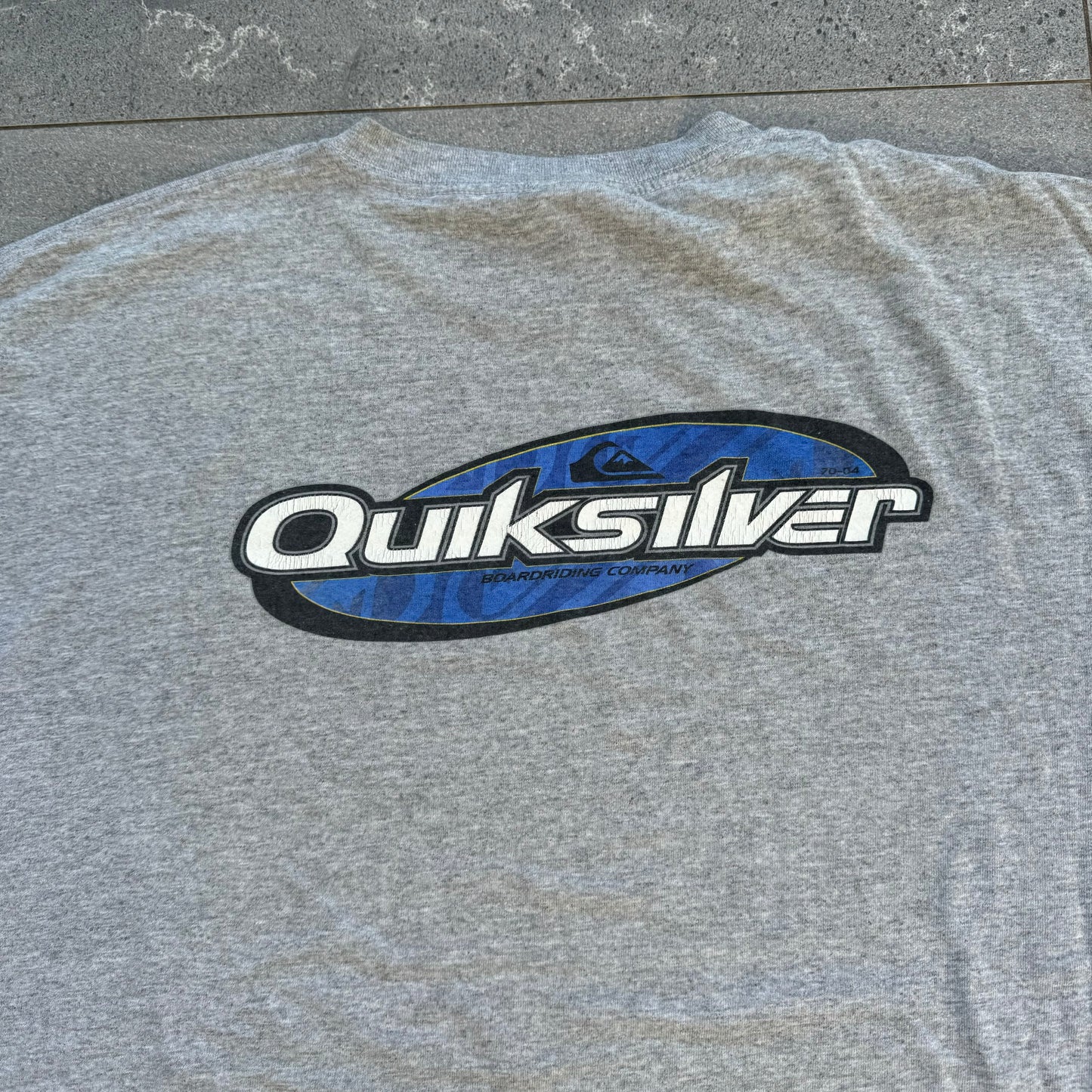 quiksilver tee - 2XL